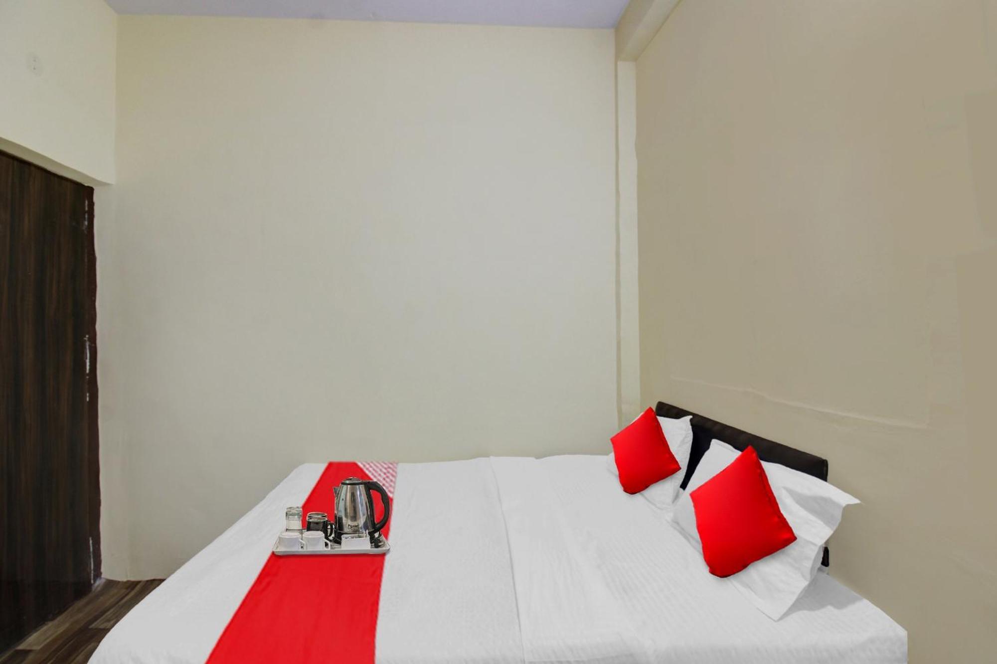 Super Hotel O Mr Нагпур Екстериор снимка